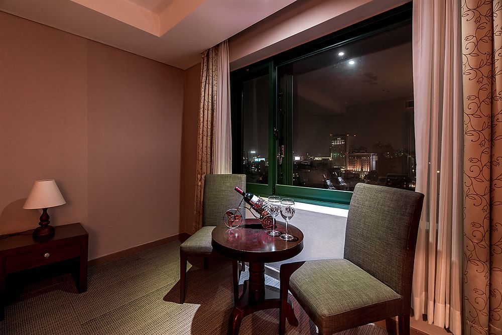 New Hilltop Hotel Сеул Экстерьер фото