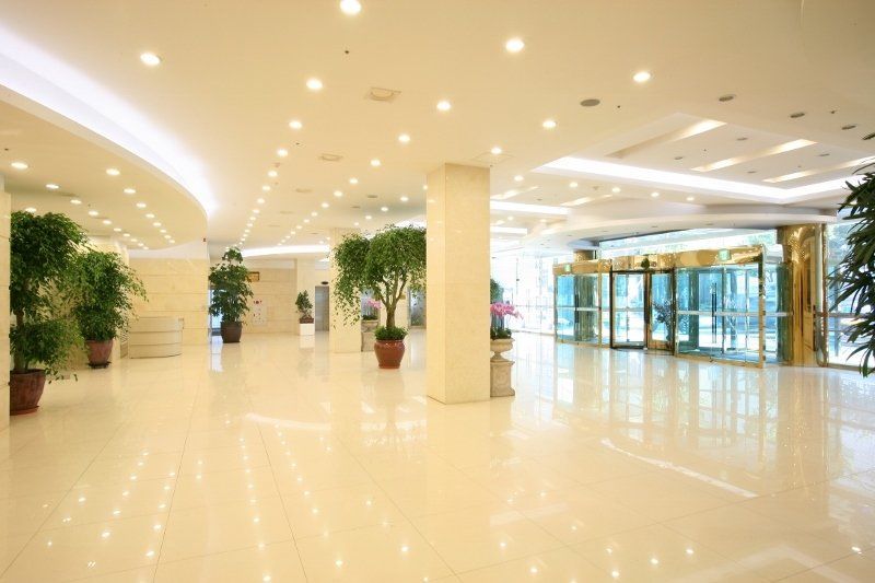 New Hilltop Hotel Сеул Экстерьер фото